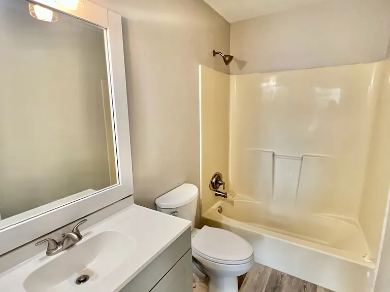 1943 Patrician Way — Photo 14