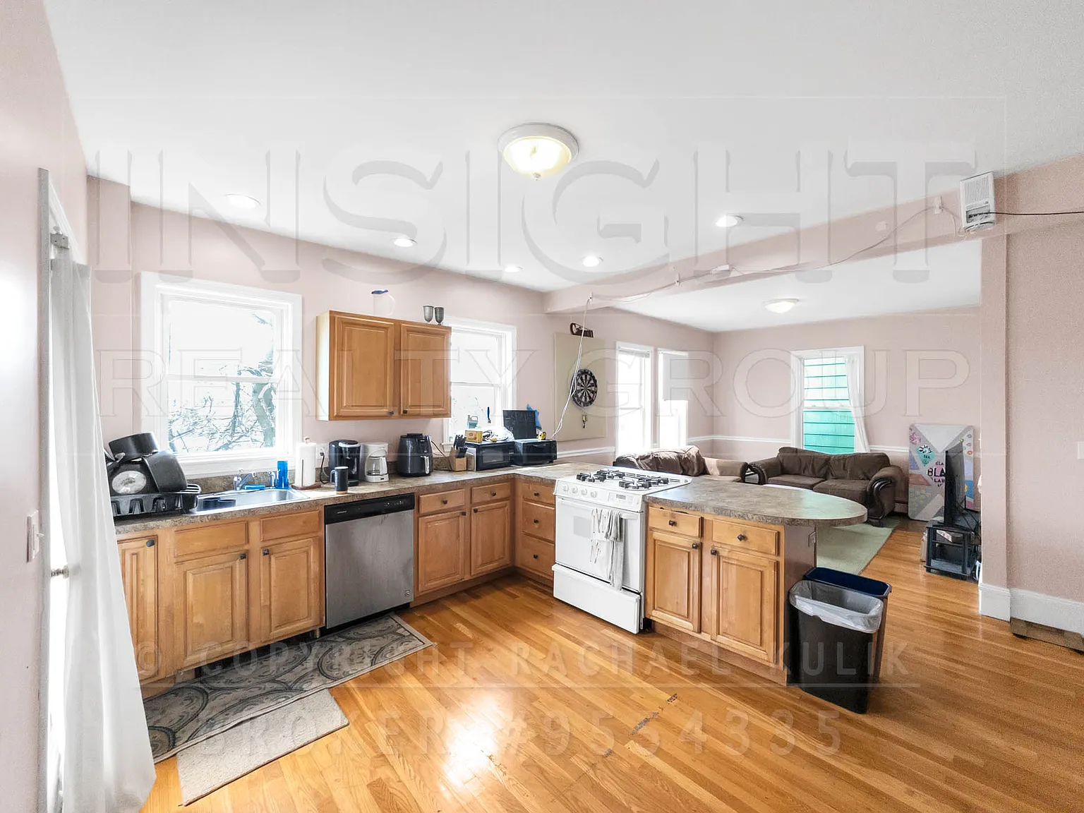 4 bed, 1.0 bath, 1544 sqft, $4,300 — Photo 4