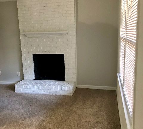 2nd image of 140 Pineland Cir #140