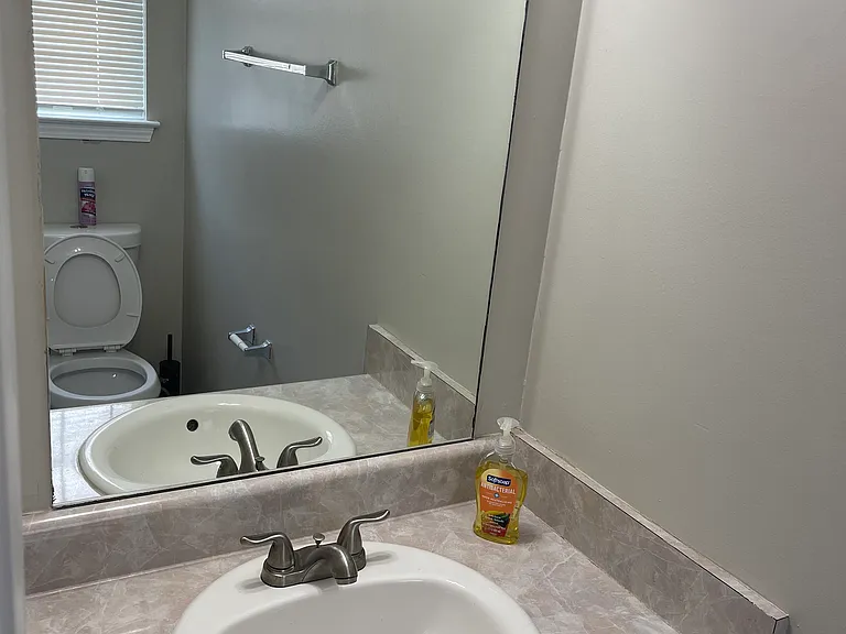 1618 Village Place Cir NE — Photo 11