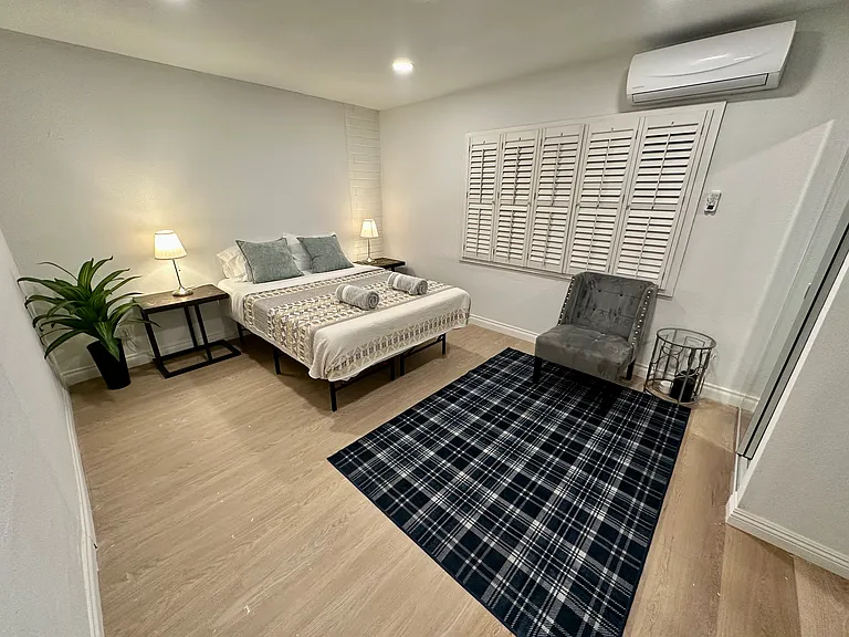 3030 Plaza St #B — Photo 24
