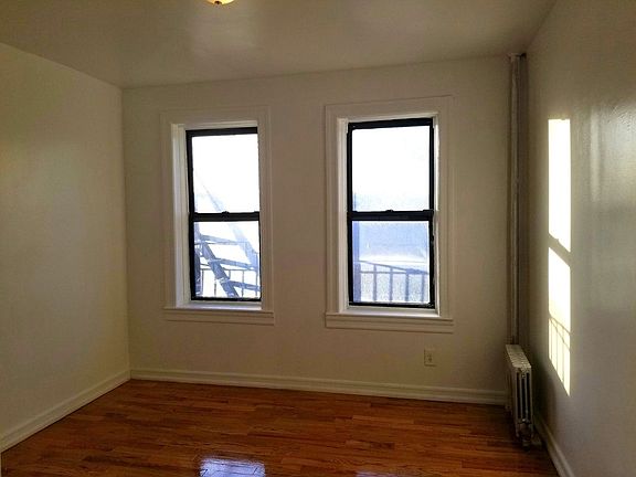 5th image of 2698 Bailey Ave APT A10