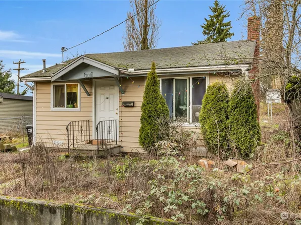 708 S Director St, Seattle, WA 98108