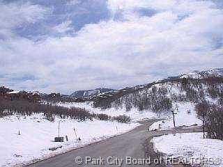 2nd image of 145 Hidden Oaks Cv #54