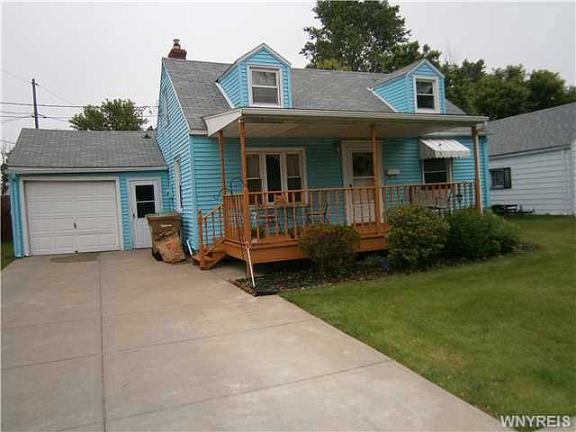 1st image of 20 Westbrook Dr