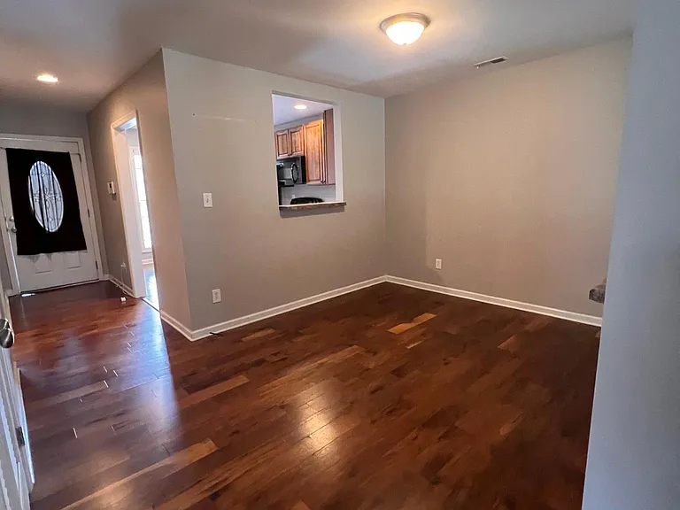 4334 Jeff Rd #B — Photo 4