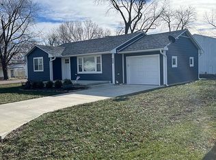 312 E Locust St, Lincoln, MO 65338