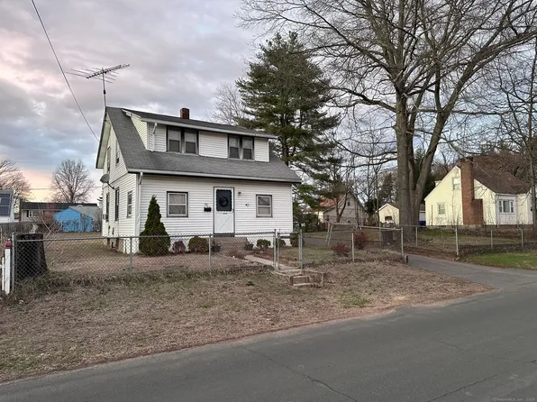 90 Wade Avenue, Bloomfield, CT 06002