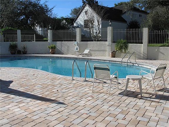 5th image of 467 Hamptoncrest Cir APT 205