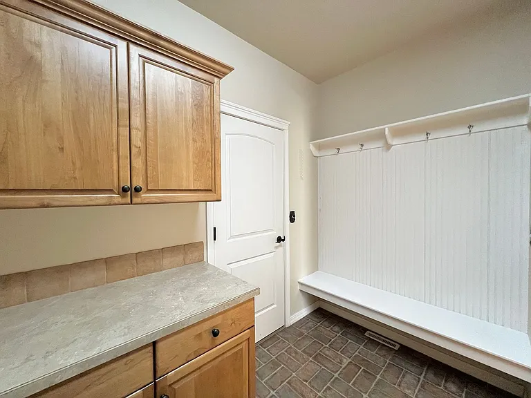 2285 W Windchime Dr — Photo 17