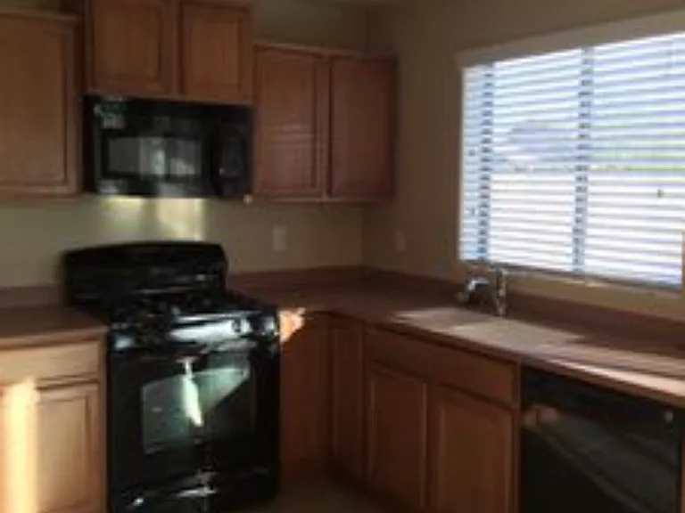 8015 W Rushmore Way — Photo 2