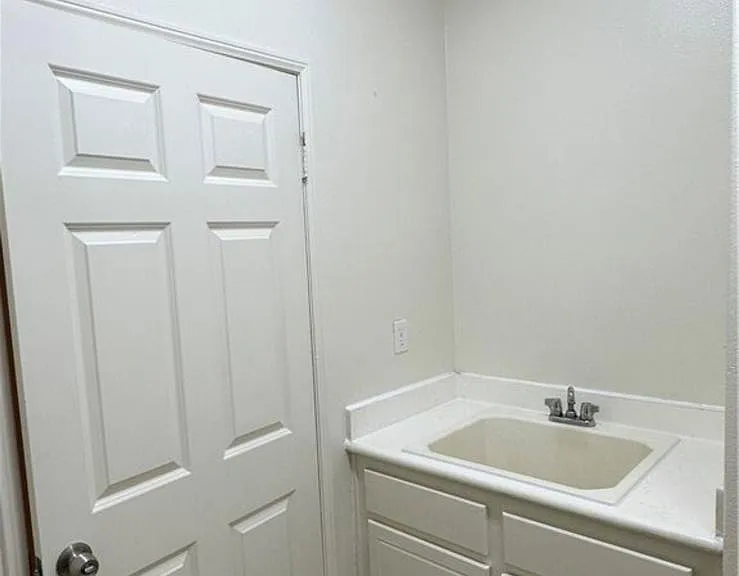 13745 Bayberry St — Photo 6