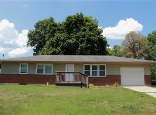 600 Ottman St, Richmond, MO 64085