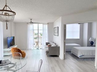 651 Okeechobee Blvd APT 702, West Palm Beach, FL 33401