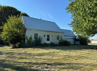 16249 Linden Rd, Argos, IN 46501