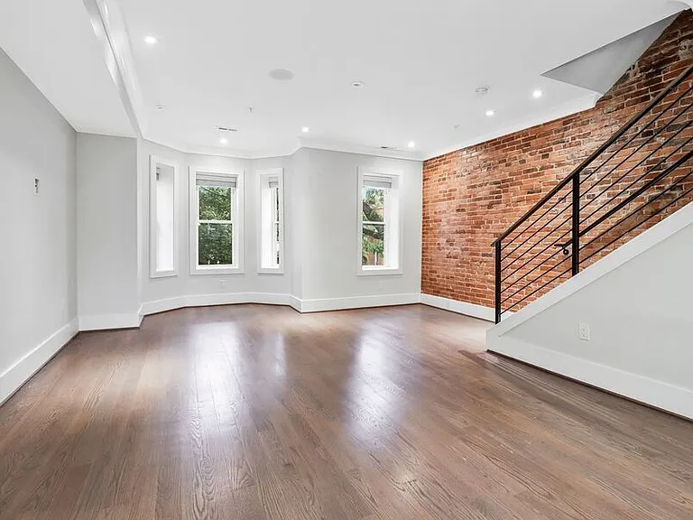 51 Quincy Pl NE #2 — Photo 5