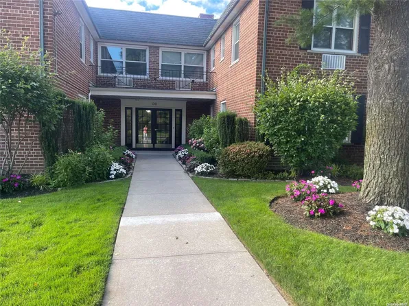 130 S Park Avenue #2-HH, Rockville Centre, NY 11570