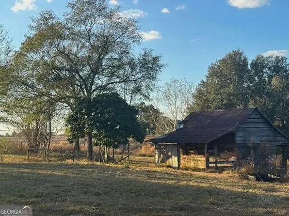 8893 Sunbury Rd, Claxton, GA 30417