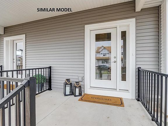 3rd image of 2820 Frisee Dr