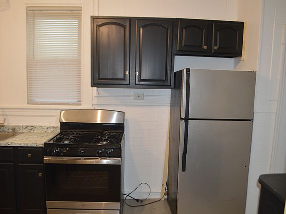 4th image of 73 2nd St #2A