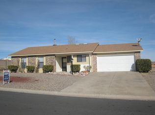 764 Arkansas St SE, Rio Rancho, NM 87124