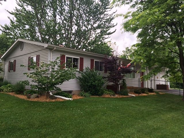 1st image of 1526 Byron Dr
