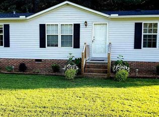 70 Brookview Dr, Gray Court, SC 29645