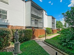 832 S Clearview Pkwy APT 224, Harahan, LA 70123