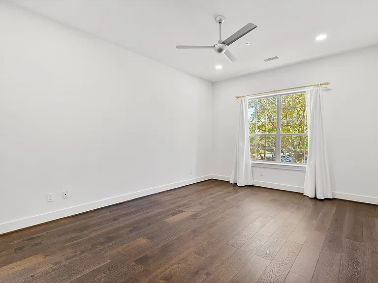 15875 Spectrum Dr #1106 — Photo 12