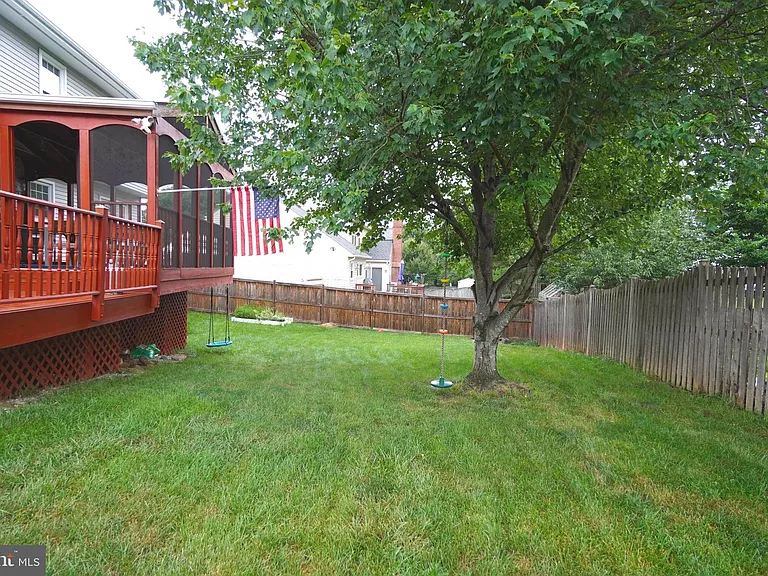 1432 Powells Tavern Pl — Photo 25