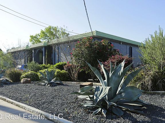 2nd image of 615 W Saint Johns Ave APT 211