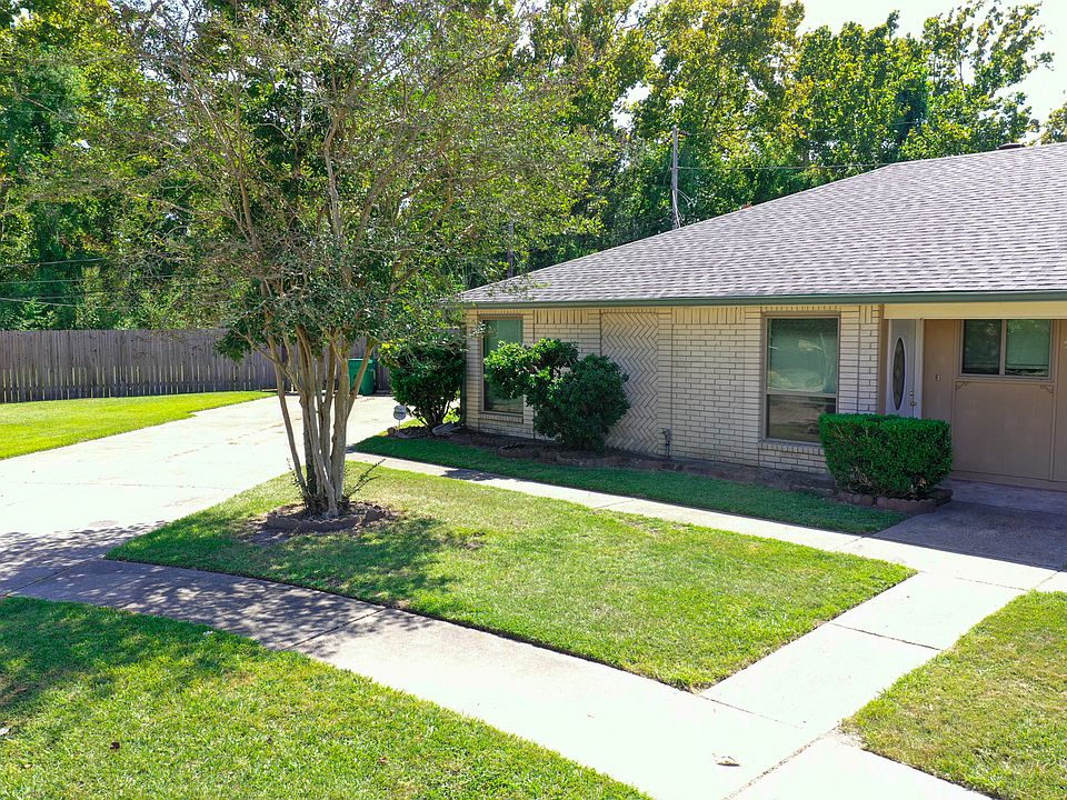 1st image of 505 Fife Ln #1
