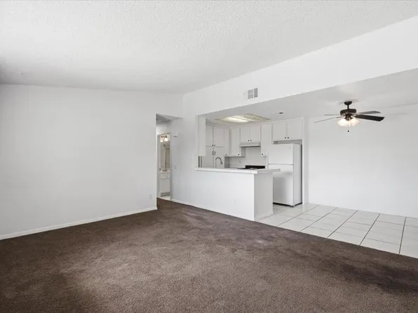 31200 Landau Blvd APT 1504, Cathedral City, CA 92234