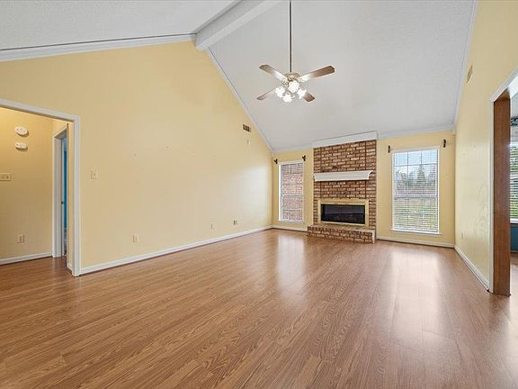 4th image of 6547 Yale Rd