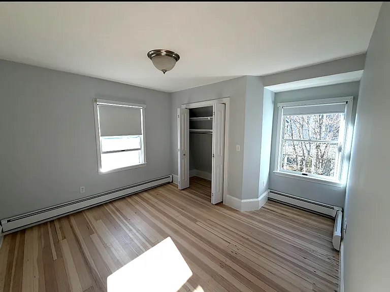 33 Brookings St — Photo 1