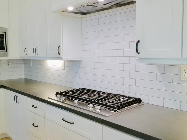 22 Artisan St — Photo 9