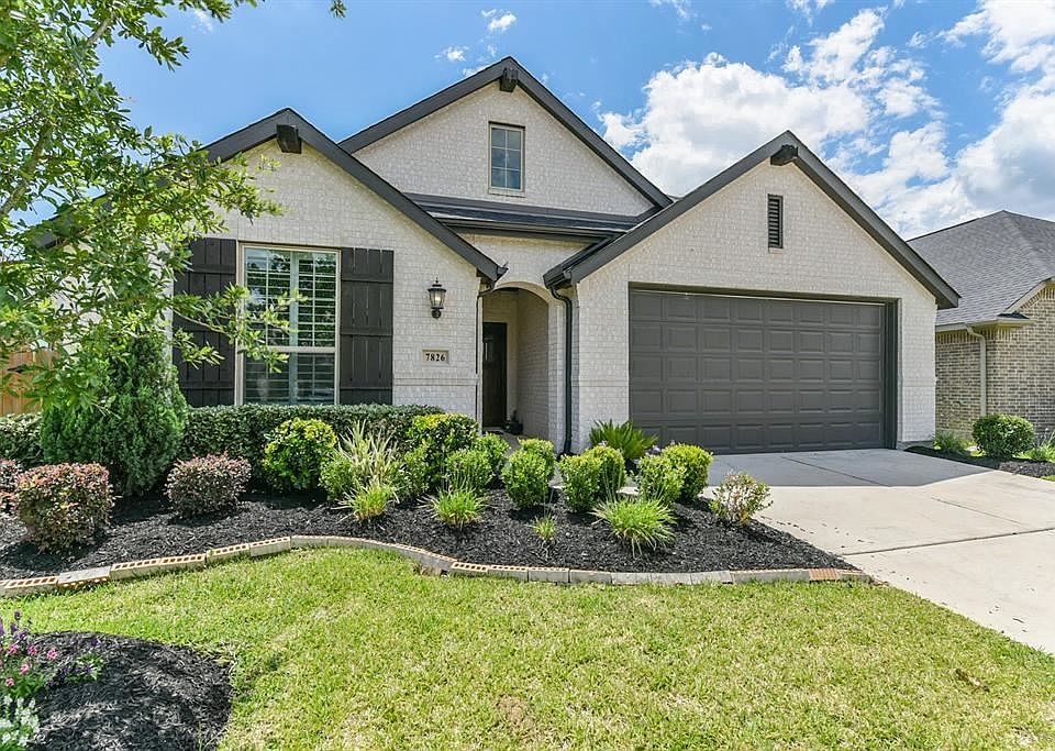 1st image of 7826 Lago River Ln
