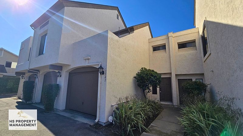 1st image of 1542 Granite Hills Dr Unit C