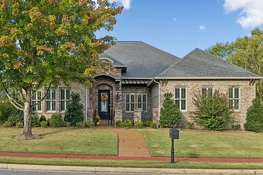 1st image of 754 Plantation Blvd
