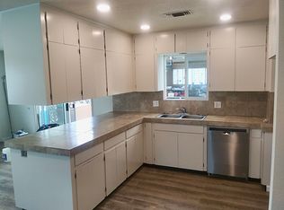 (Undisclosed Address), Grants Pass, OR 97527