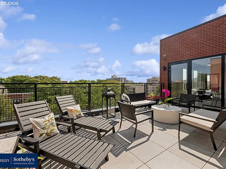 7010 N Glenwood Ave #Penthouse 1 — Photo 16