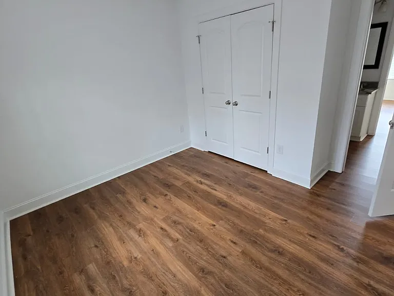109 Lynn Ave — Photo 16