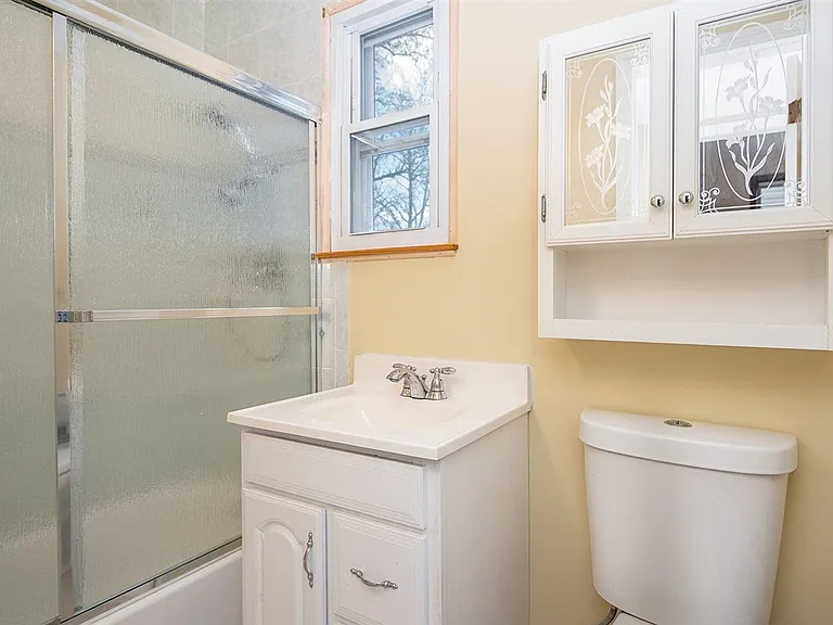 13 E 52nd St #1 — Photo 10