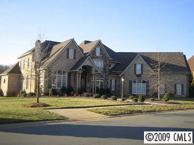 1st image of 426 Gladelynn Way