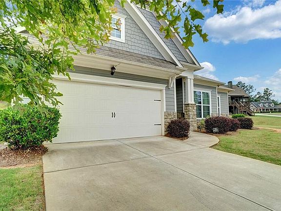 3rd image of 58 Montgomery View Ct