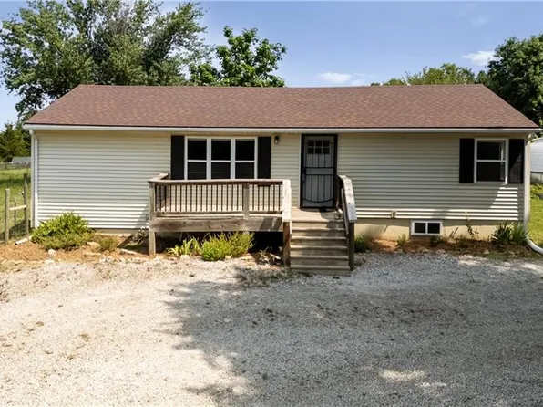 17408 E 228th St, Harrisonville, MO 64701