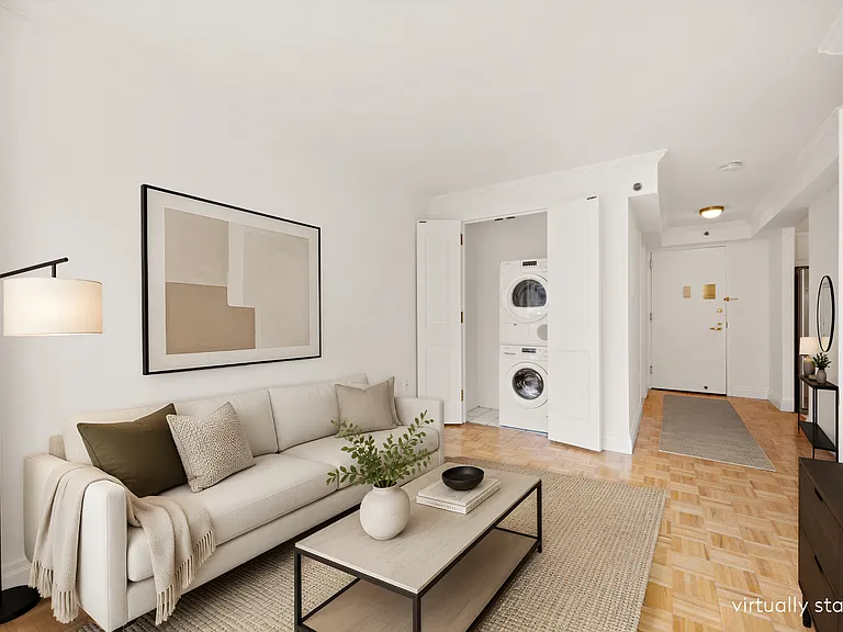 404 E 76th St #4M — Photo 2