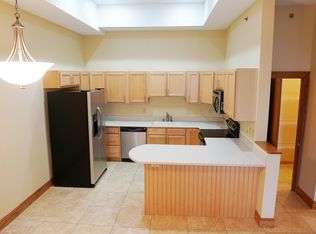 616 Sycamore St #201, Waterloo, IA 50703