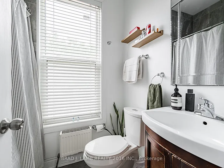 665 Richmond St W #3 — Photo 18