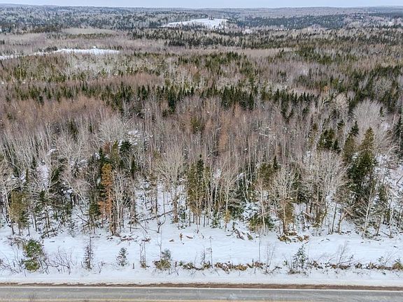 3rd image of Pleasant Valley Rd